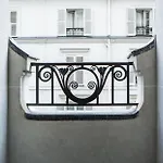 Hôtel du Rond-point des Champs-Élysées - Esprit de France