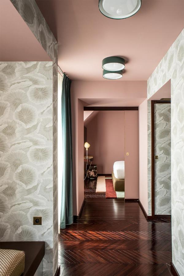 Hotel Du Rond-point Des Champs-élysées - Esprit De France 4*