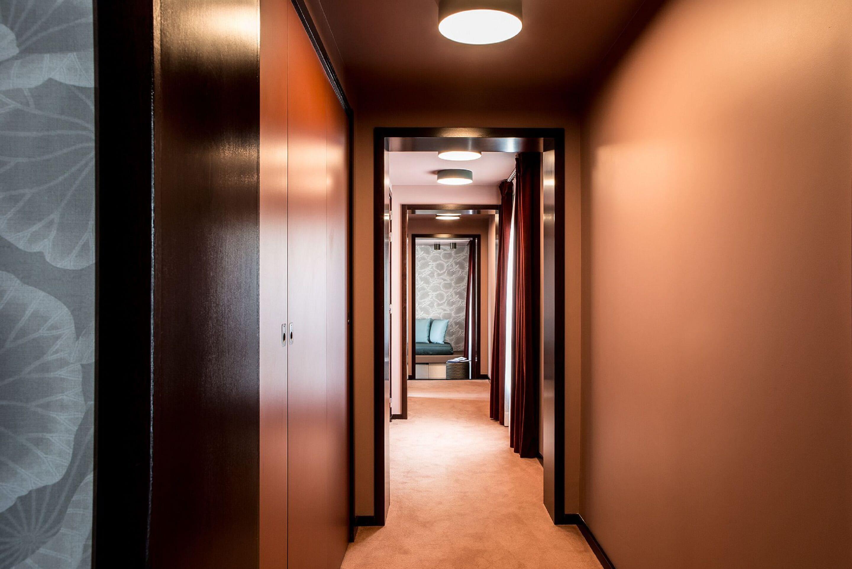 Du Rond-point Des Champs-élysées - Esprit De France 4*