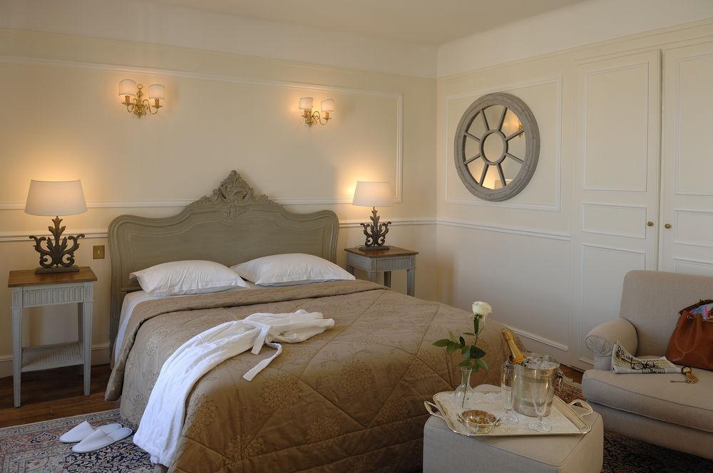 Hotel Du Rond-point Des Champs-élysées - Esprit De France Parigi