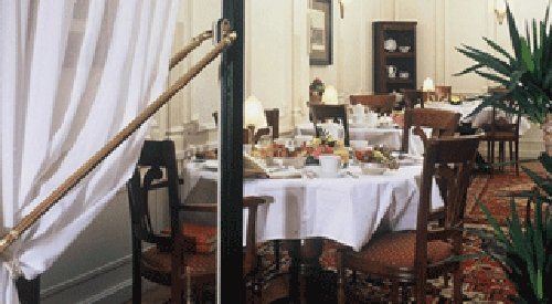 Du Rond-point Des Champs-élysées - Esprit De France 4* Parigi