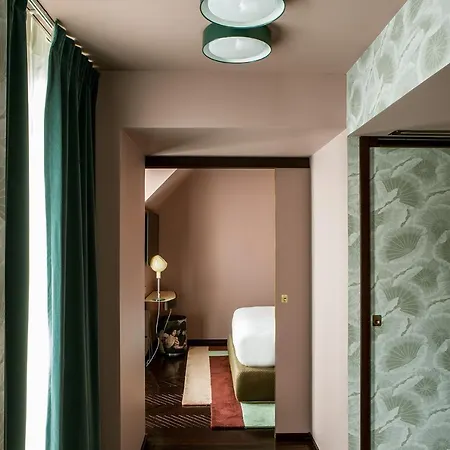 Du Rond-point Des Champs-elysees - Esprit De France Hotel