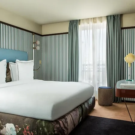Hotel Du Rond-point Des Champs-elysees - Esprit De France Paris