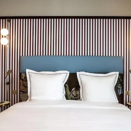 Du Rond-point Des Champs-elysees - Esprit De France Hotel 4*