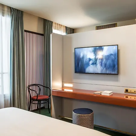 Hotel Du Rond-point Des Champs-elysees - Esprit De France Paris